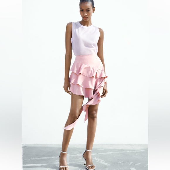 Zara Ruffled Mini Skirt - Picture 3 of 3